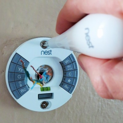 Screw in the new base