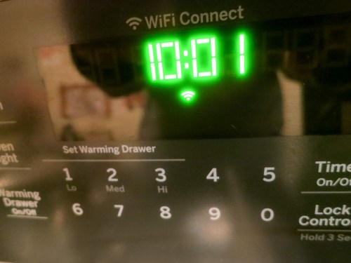Behold, an oven that has Wi-Fi baked in! I must admit, I was excited and a tad scared to see the Wi-Fi icon pop onto my new GE range’s control pad. But it took a little work for my range to join the Internet of Things…