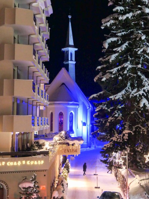 davos-at-night